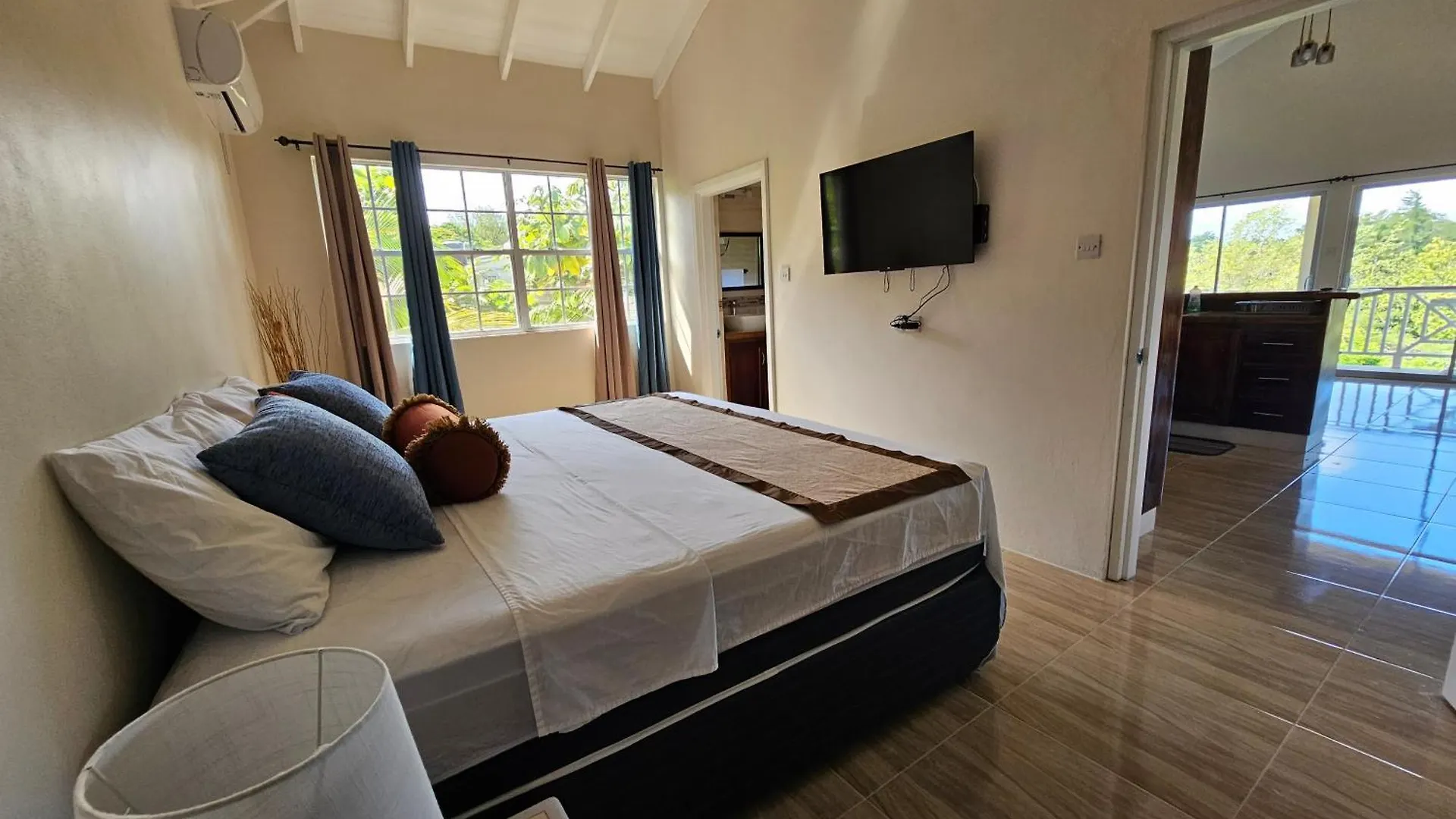 Royal Escape - 2 Apartment Anse La Raye 0*,  Saint Lucia