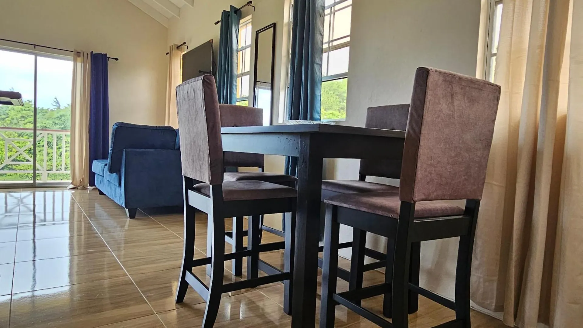 Royal Escape - 2 Apartment Anse La Raye Saint Lucia