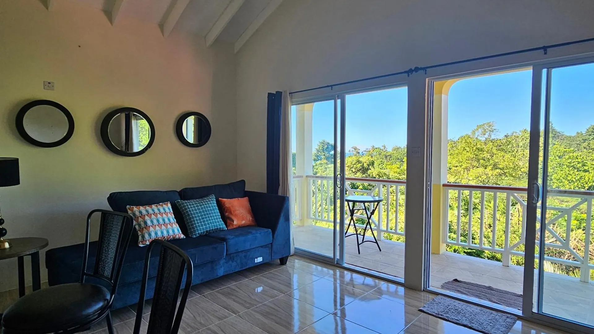 Royal Escape - 2 Apartment Anse La Raye
