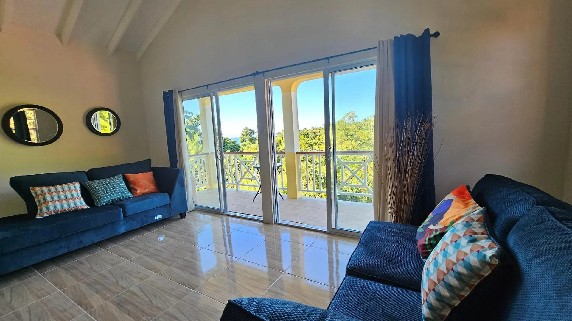 Royal Escape - 2 Apartment Anse La Raye