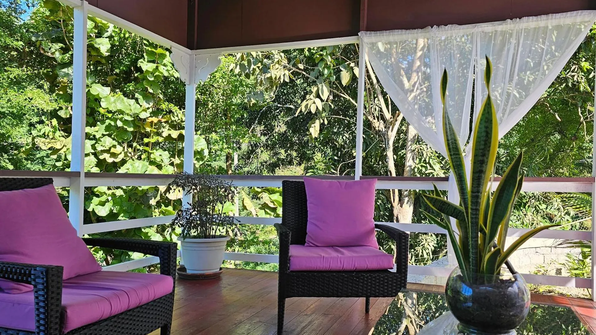 Royal Escape - 2 Apartment Anse La Raye