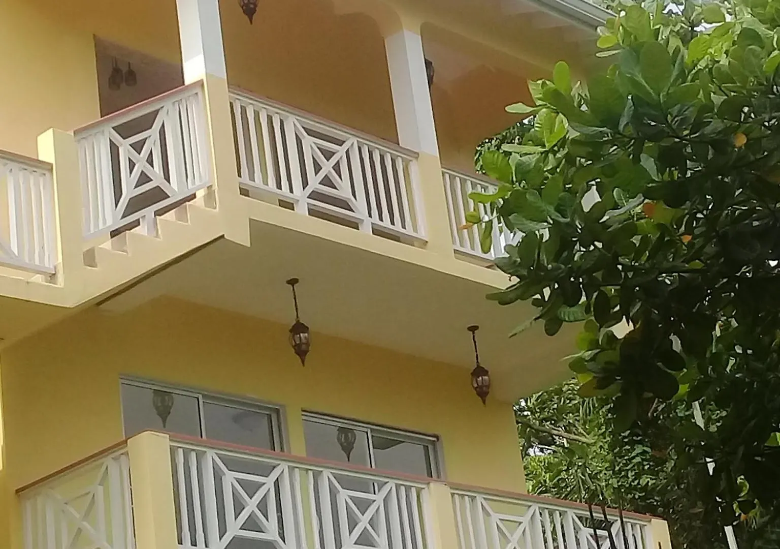 Royal Escape - 2 Apartment Anse La Raye Saint Lucia