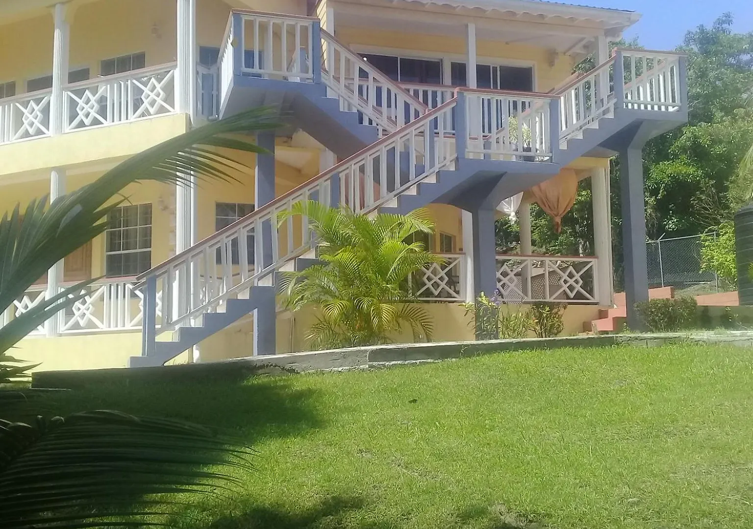 Royal Escape - 2 Apartment Anse La Raye Saint Lucia
