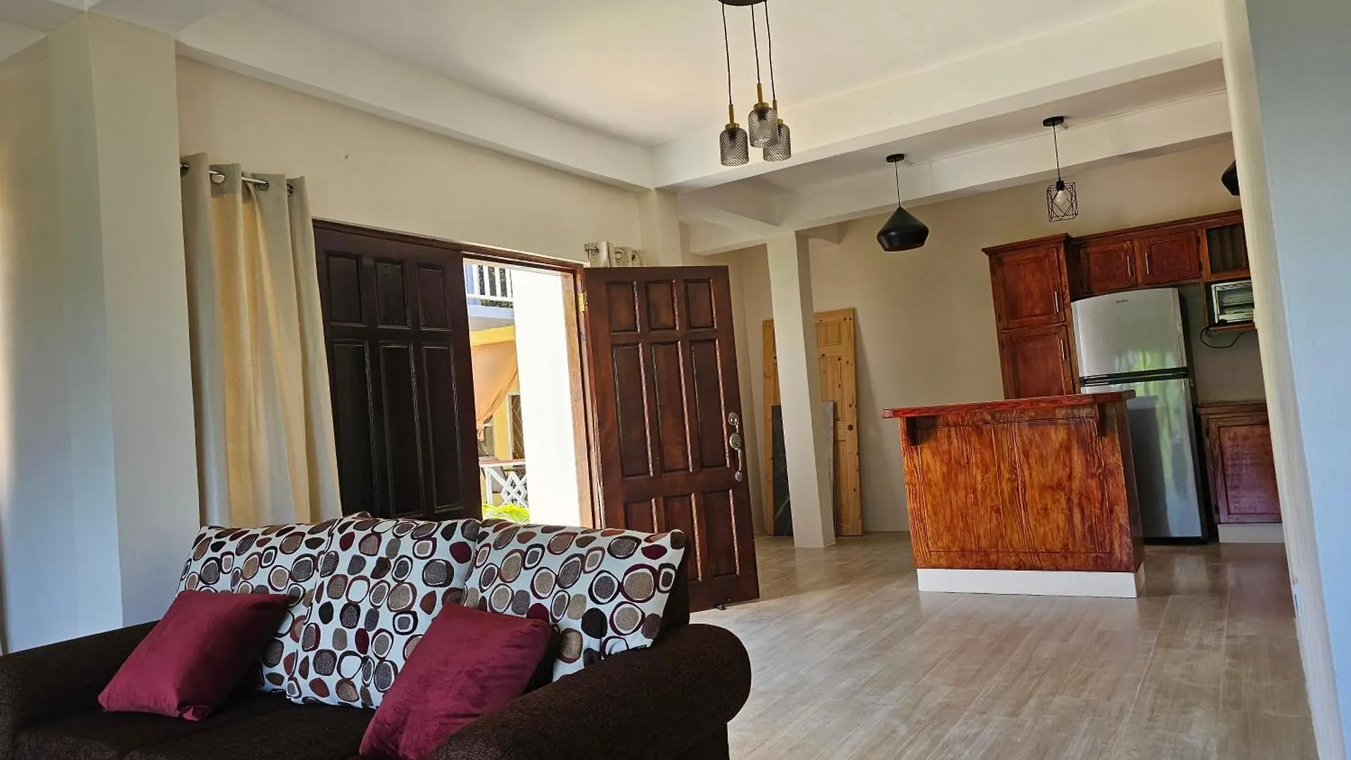 Royal Escape - 2 Apartment Anse La Raye