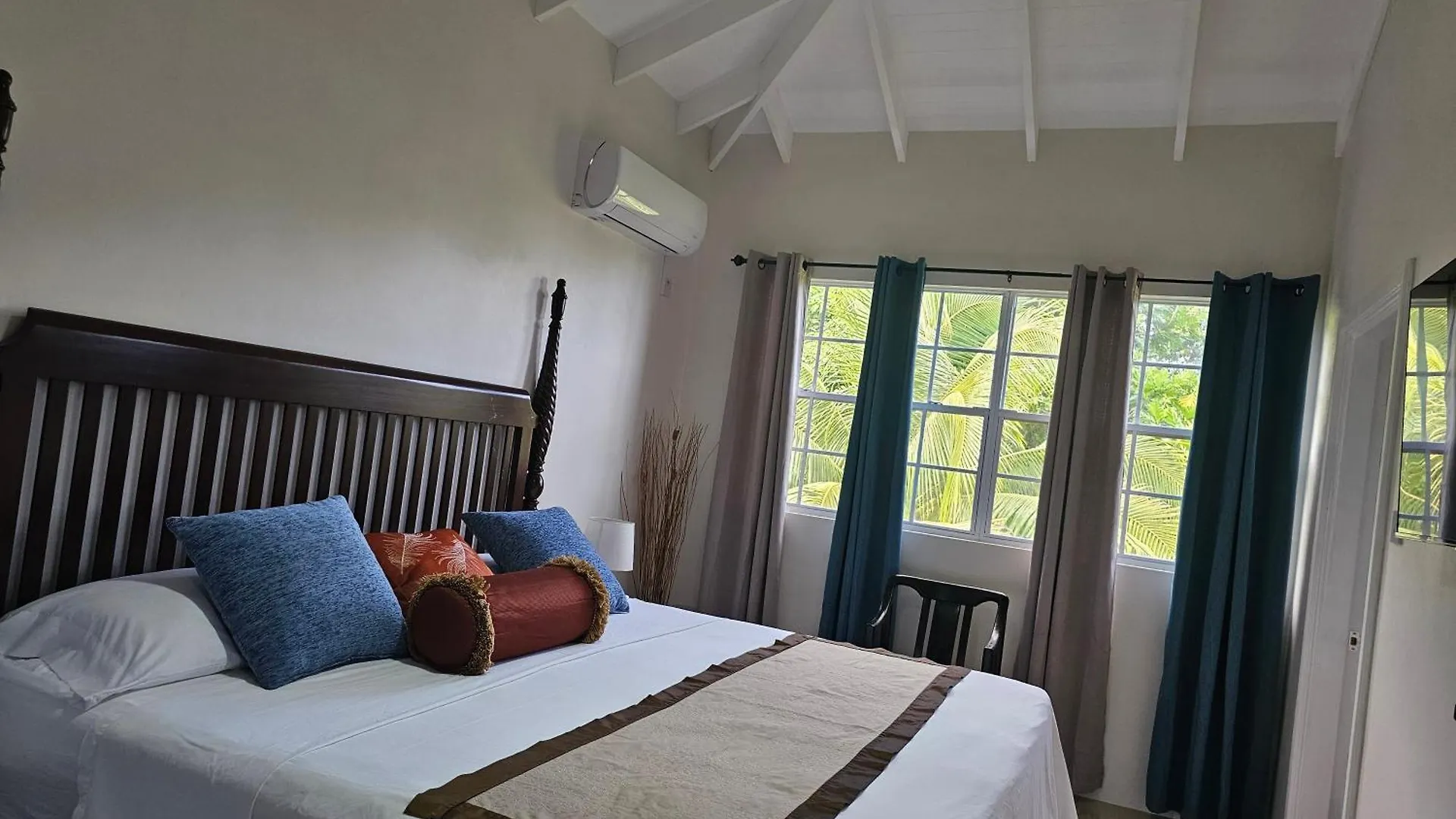 Royal Escape - 2 Apartment Anse La Raye